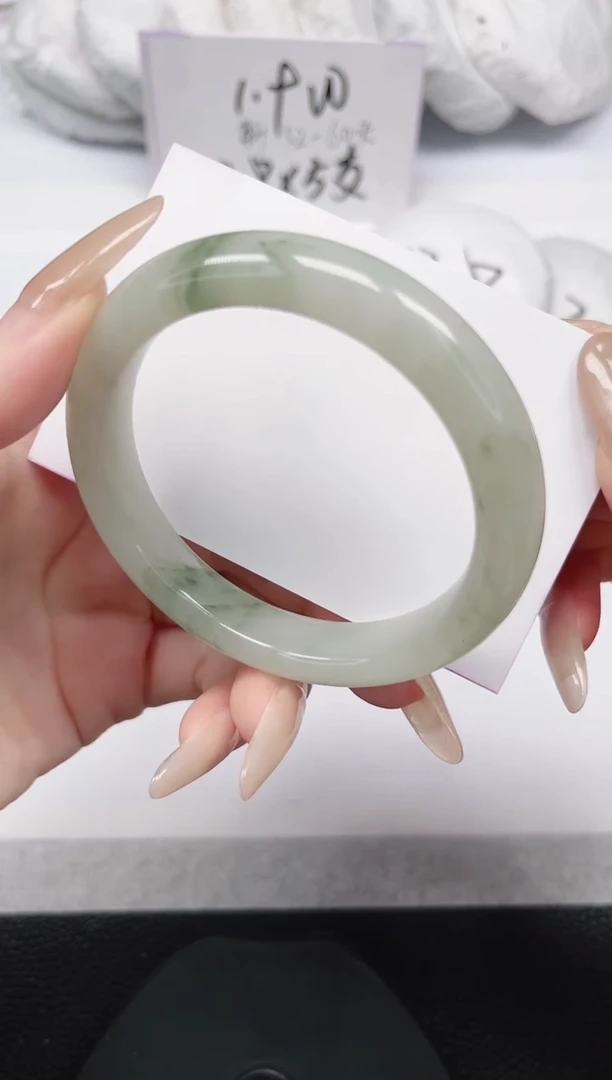 未镶嵌手镯石英岩玉142-55.7