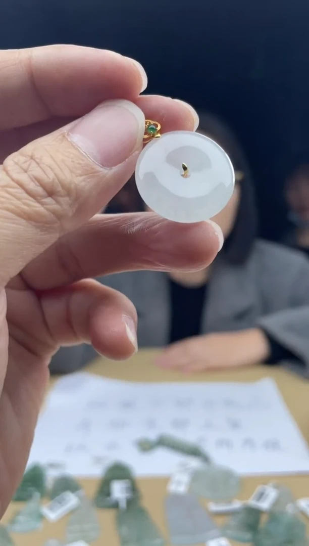 【闪购商品】定制翡翠未镶嵌    4631