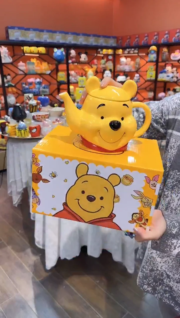 瓷片@@维尼熊陶瓷水壶（礼盒）