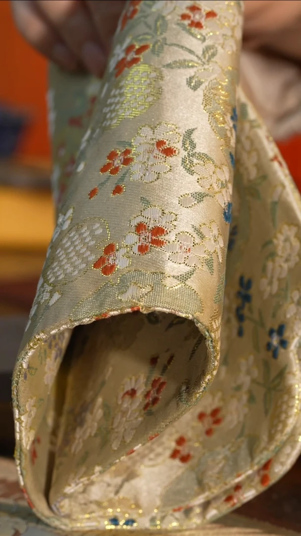 杯子小碎花茶席（灰色）