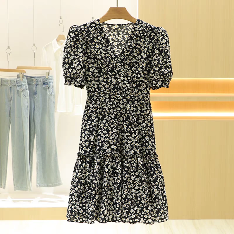 芭Y璐气质黑底黄色碎花V领收腰片式剪裁荷叶裙边连衣裙01