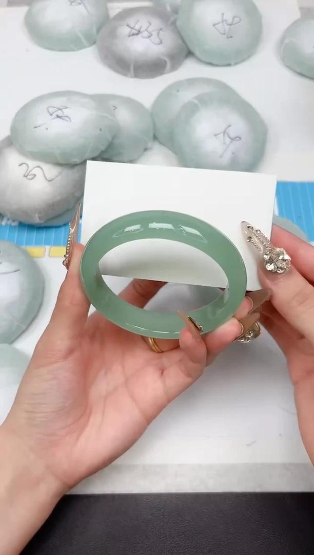 石英质玉手镯未镶嵌69-60.4