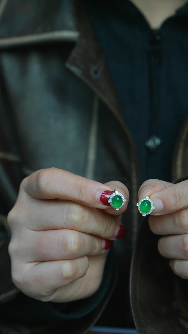 【闪购商品】翡翠耳饰18K金镶嵌翡翠耳包GG/1