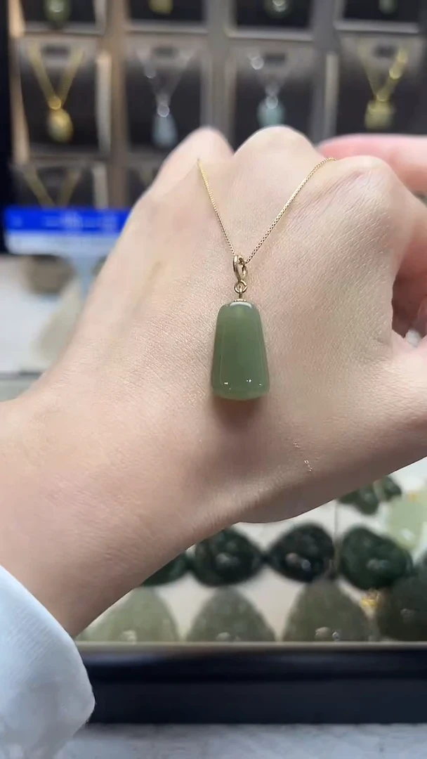 吊坠(不含链)银S925镶嵌和田玉 吊坠(不含链) 银S925镶嵌 和田玉