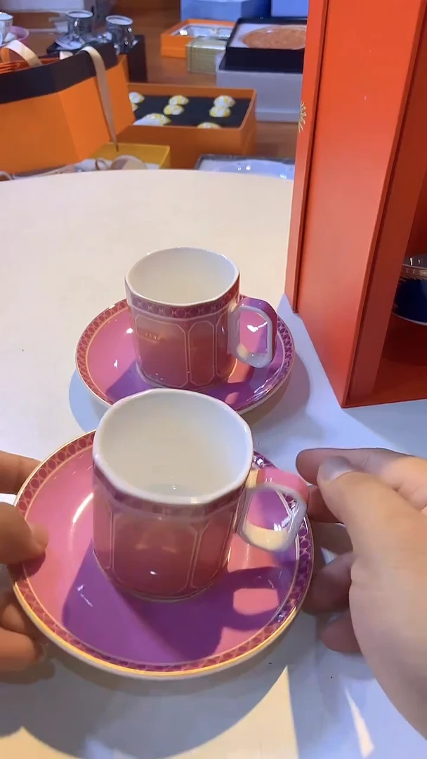 鸿辉家品牌瓷器，京东包邮！