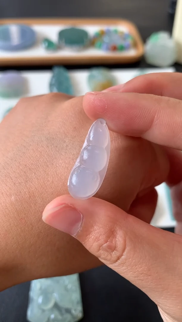 未镶嵌定制翡翠翡翠