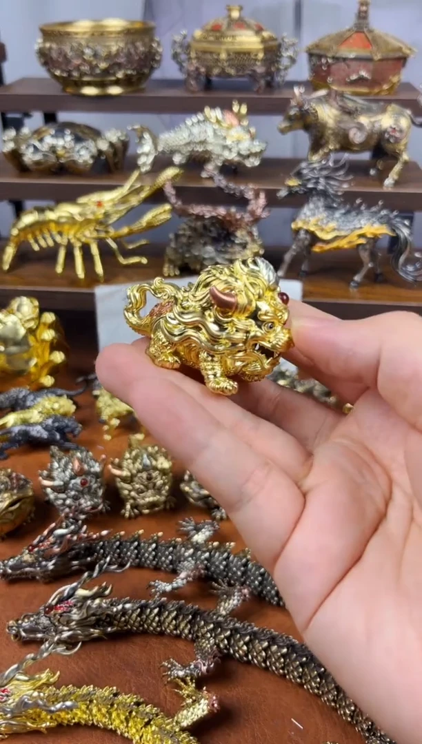 新款金色貔貅摆件精修款送八钱币
