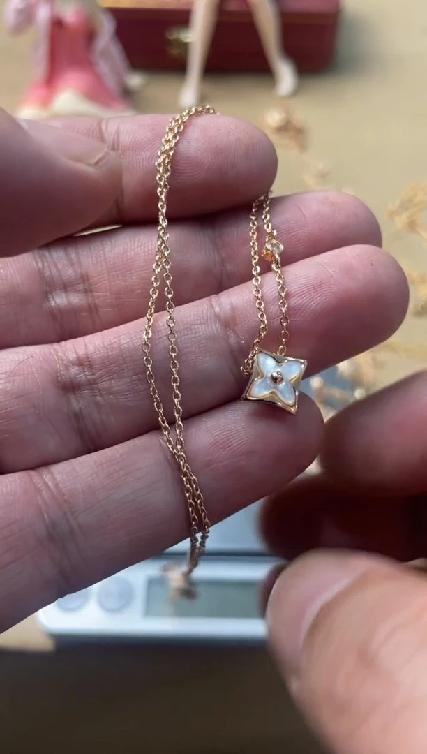 瓷片嘉荣当康大姐Fu的总铺