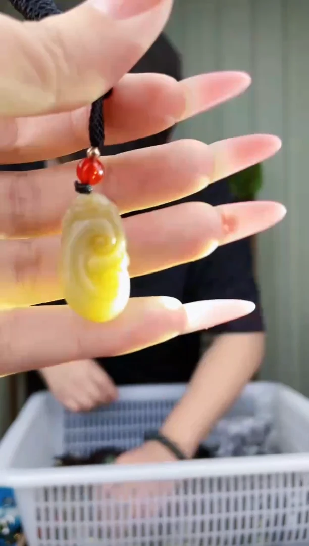 和田玉未镶嵌挂件拍一发一，多样性发货！