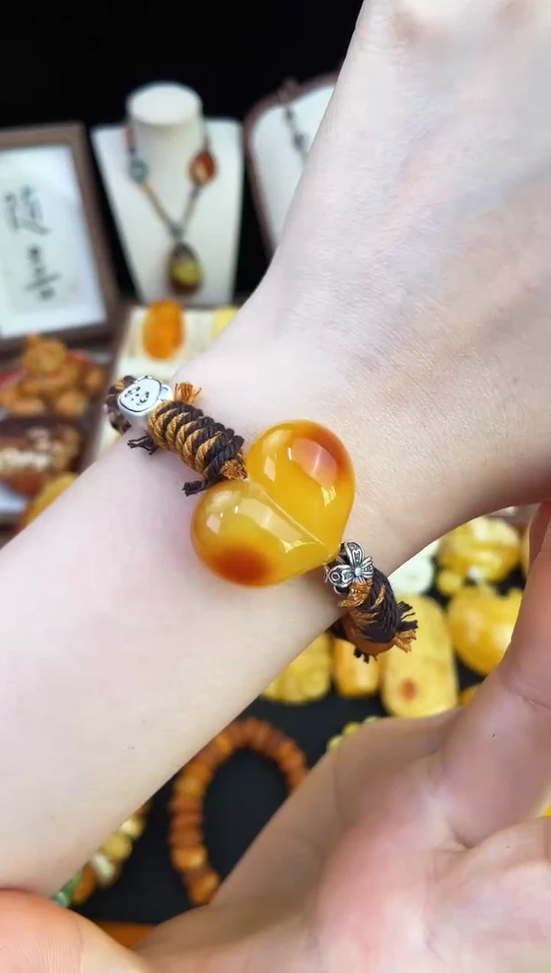琥珀未镶嵌珠宝奇石柒月