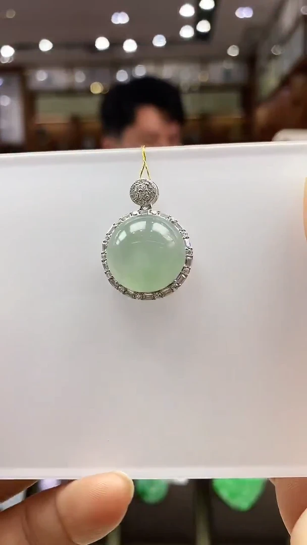 颈饰银S925镶嵌翡翠吊坠