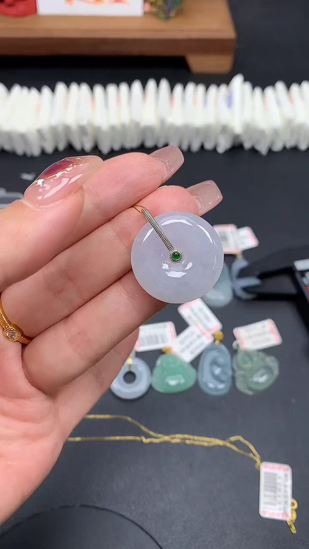 翡翠18K金镶嵌吊坠(不含链)MS187012