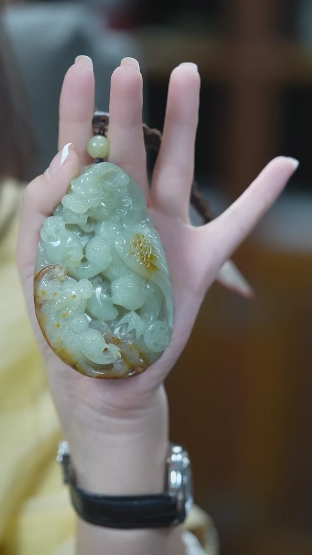 未镶嵌和田玉把件貔貅