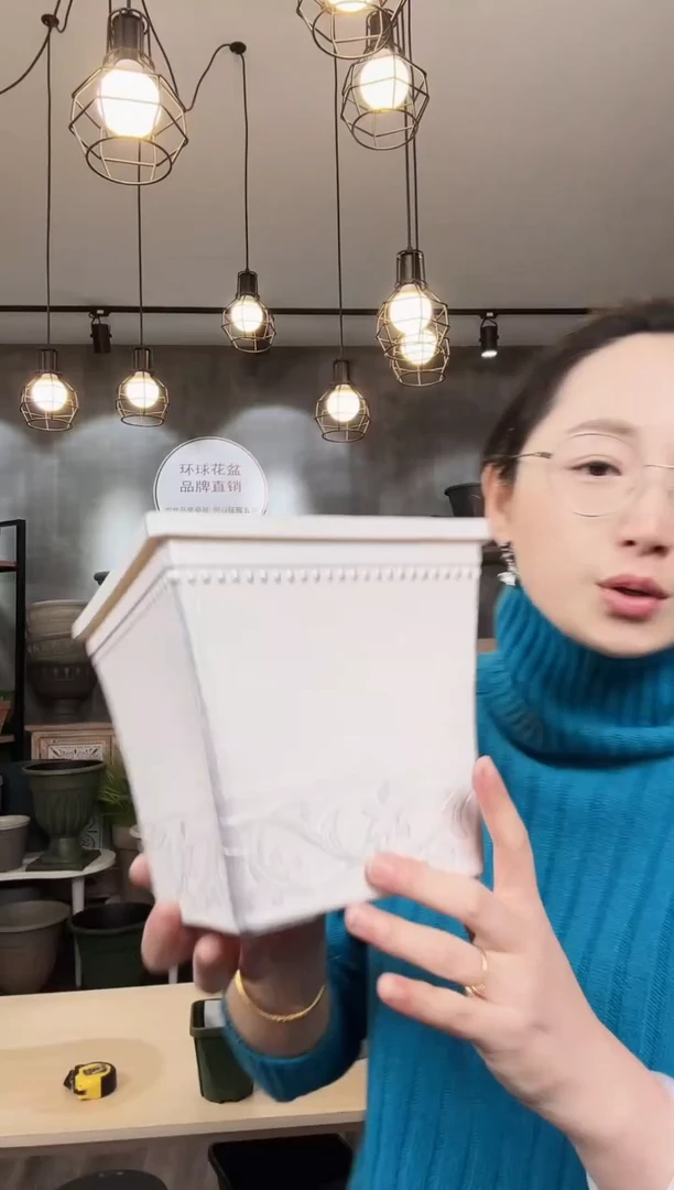 【闪购商品】塑料西红柿方盆白色6只装