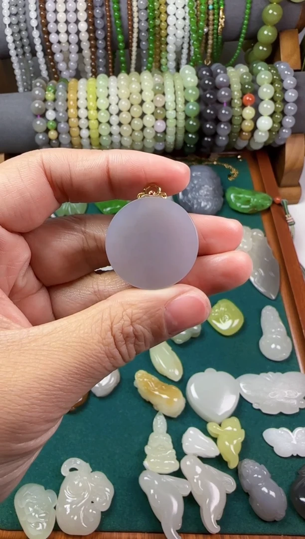 【闪购商品】和田玉无未镶嵌圆牌吊坠