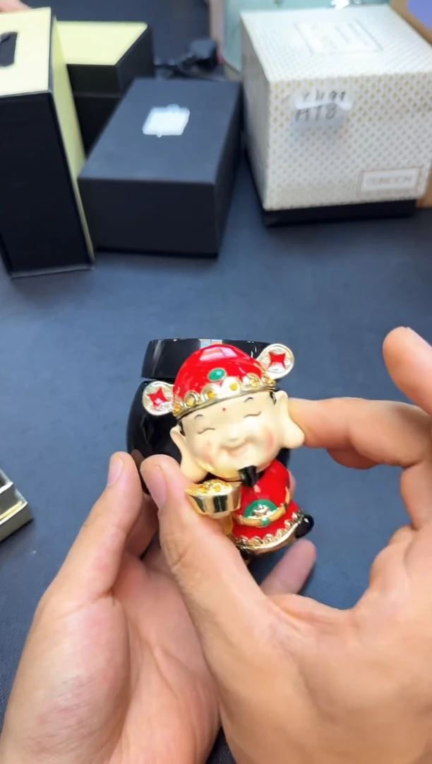 瓷片全新正品一件不留@@WE684