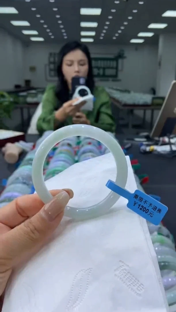 未镶嵌手镯翡翠0001922