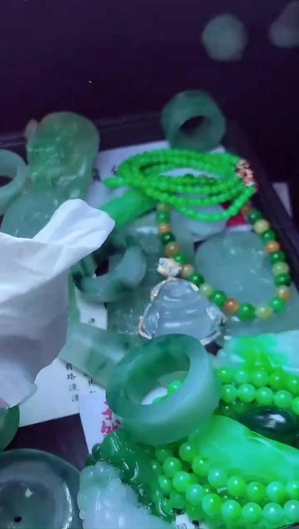 未镶嵌定制翡翠王*#翡翠毛货定制