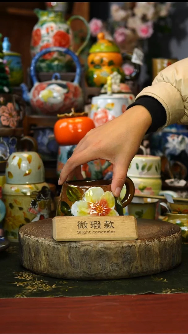 花瓶30景德镇手工釉下彩陶瓷