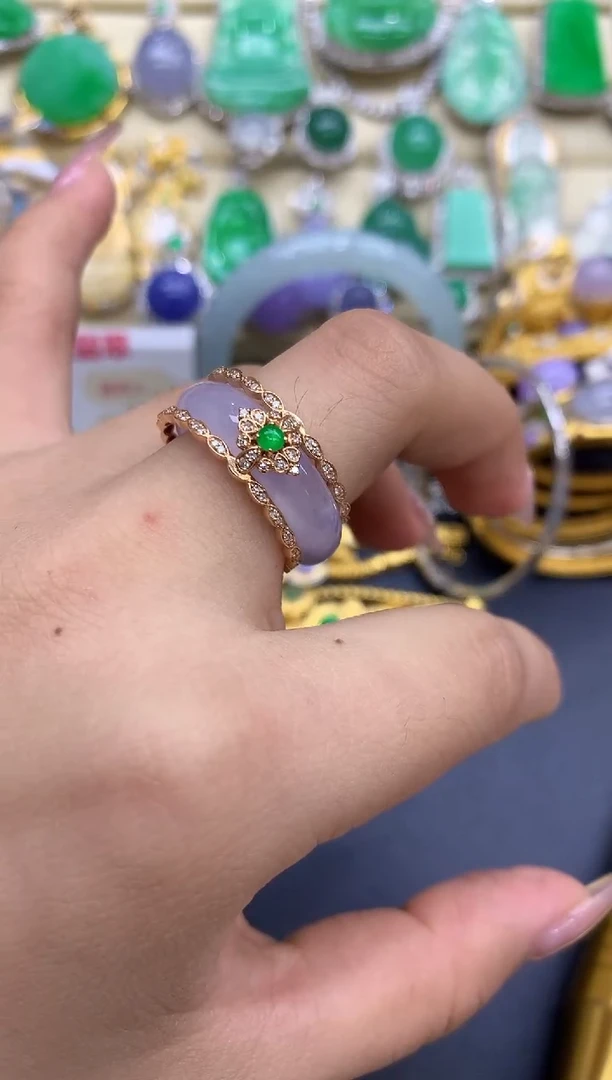 18K金镶嵌戒指翡翠325-中国好珍宝