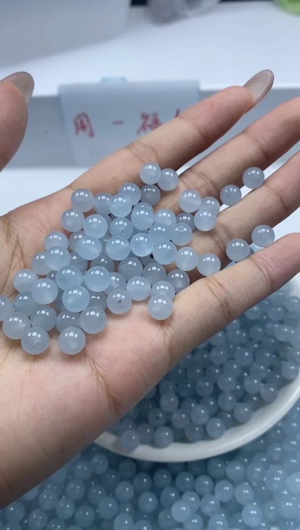 玛瑙/玉髓颈饰未镶嵌w792冰川蓝玛瑙6mm*50颗