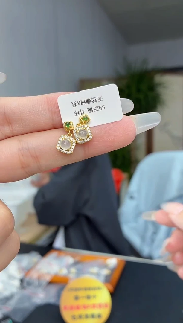 颈饰银S925镶嵌翡翠1111111111111