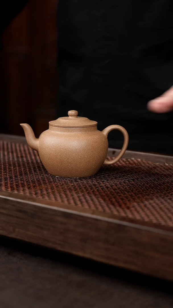 茶壶紫砂芝麻绿大彬宫灯