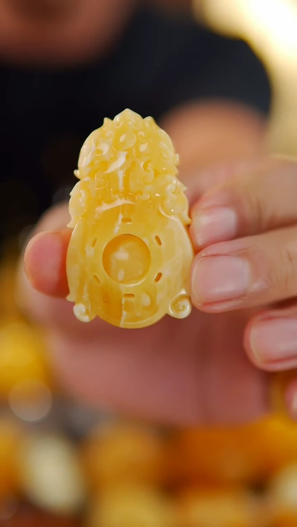 裸石琥珀未镶嵌焦皮料仿古吊坠21.1