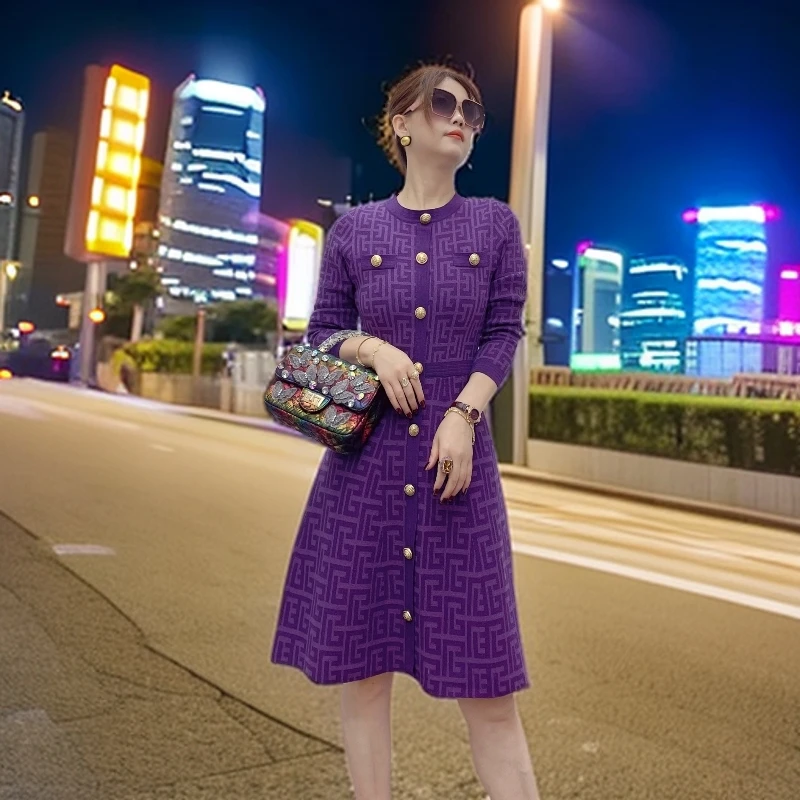 2025秋冬时尚百搭小香风A字裙中长款修身显瘦气质名媛针织连衣裙