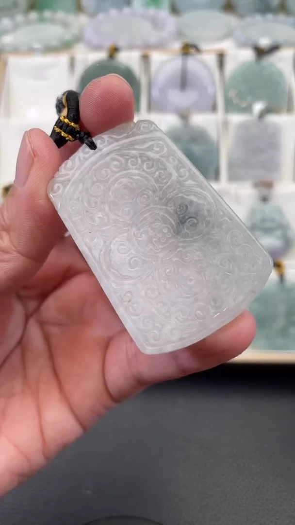 颈饰未镶嵌翡翠天然缅甸翡翠A货236