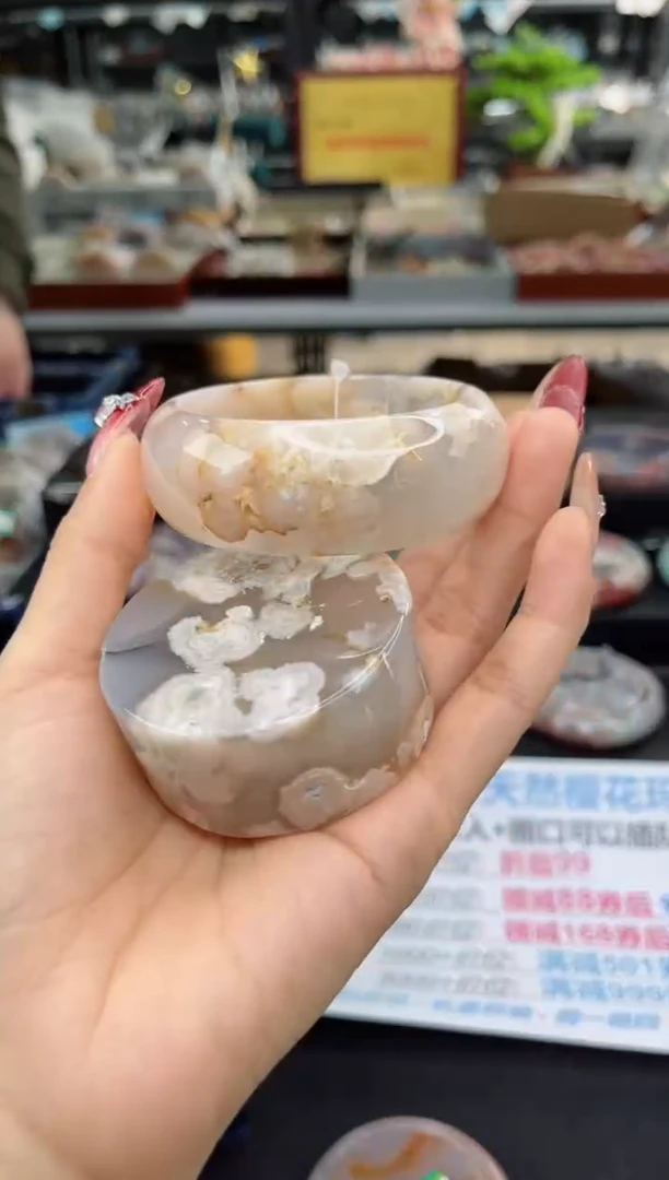 【闪购商品】石英质玉手镯未镶嵌56圈口（赠品镯心）3650205