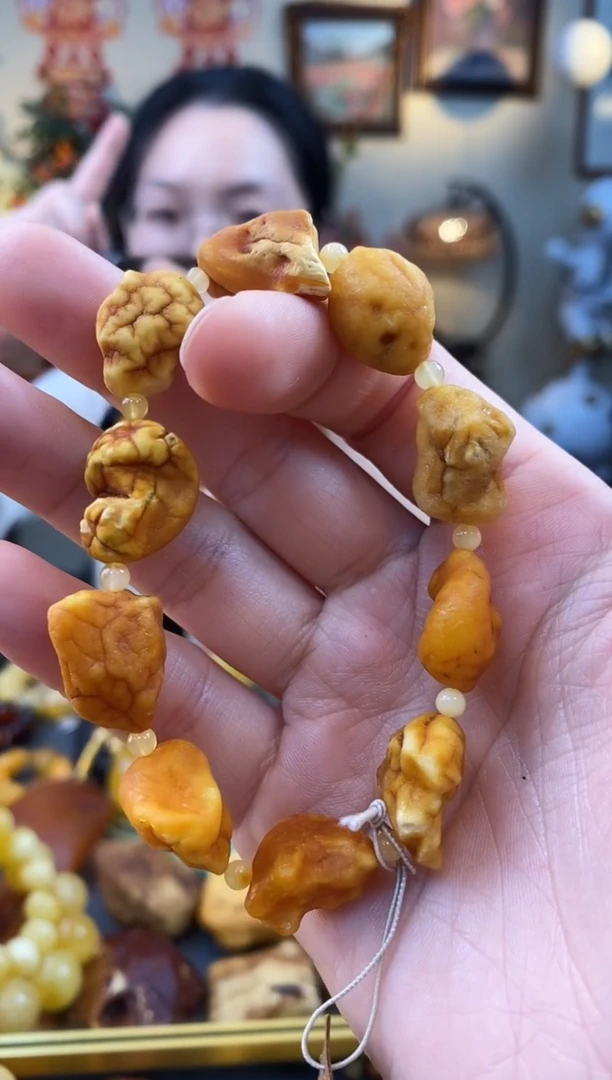 【闪购商品】未镶嵌琥珀手串手串