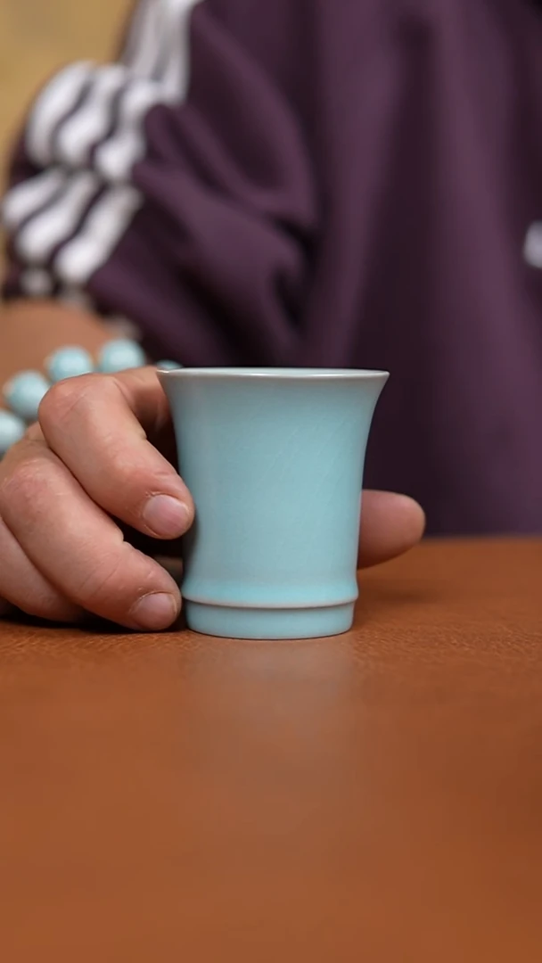 瓷片仿古天青纯手工马蹄闻香杯微瑕