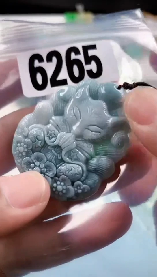 【闪购商品】翡翠挂件未镶嵌天然翡翠吊坠挂件