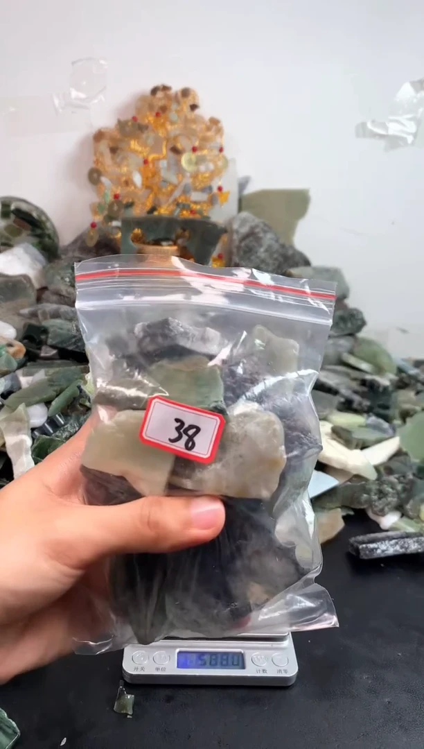 未镶嵌和田玉摆件38
