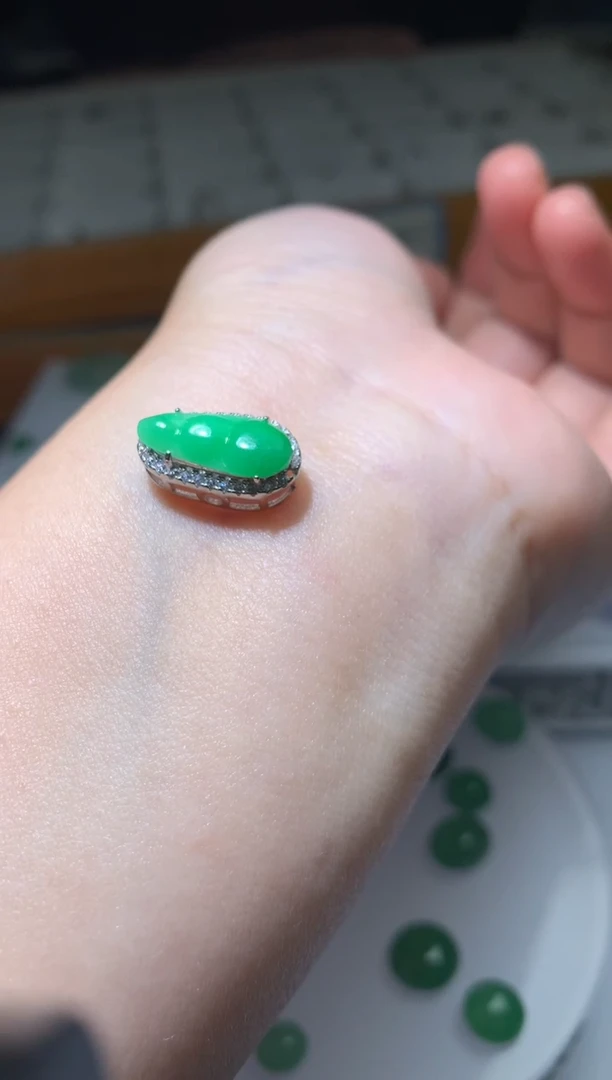 【闪购商品】翡翠颈饰银S925镶嵌净货1