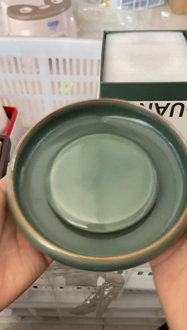 无运费险有瑕疵的摄影的产品有使用过的痕迹有点脏介意勿拍