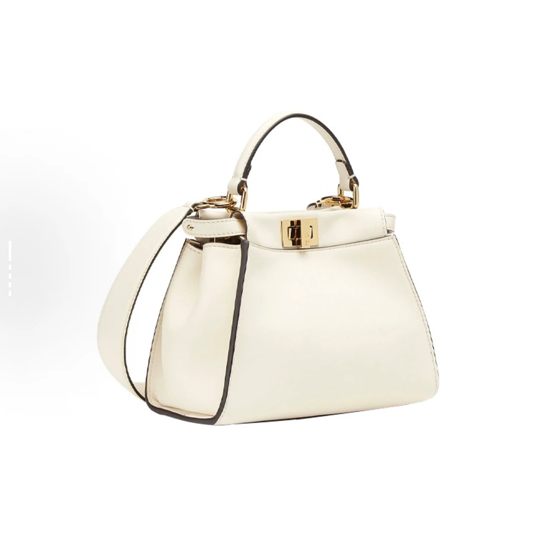 99新 FENDI/芬迪 芬迪白色单肩包 JK1726