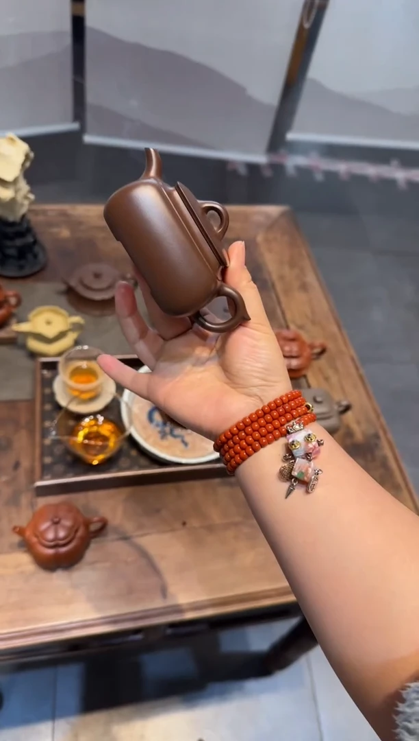 茶壶紫砂猛****腿长四方 紫砂壶