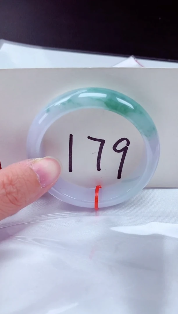 未镶嵌手镯翡翠翡翠手镯