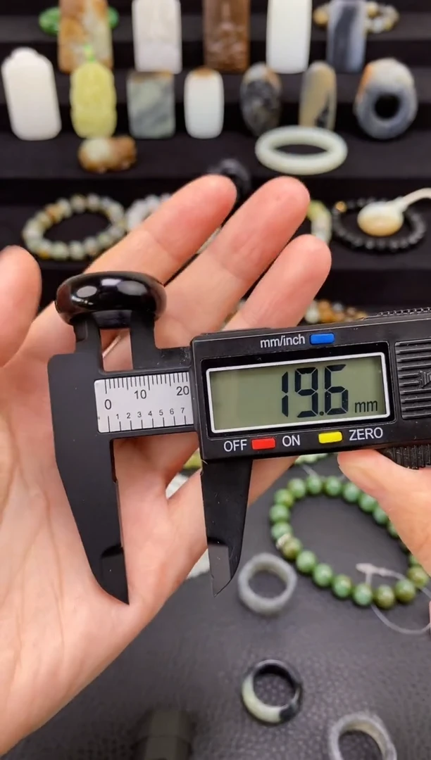 未镶嵌和田玉挂件聚墨青花戒圈