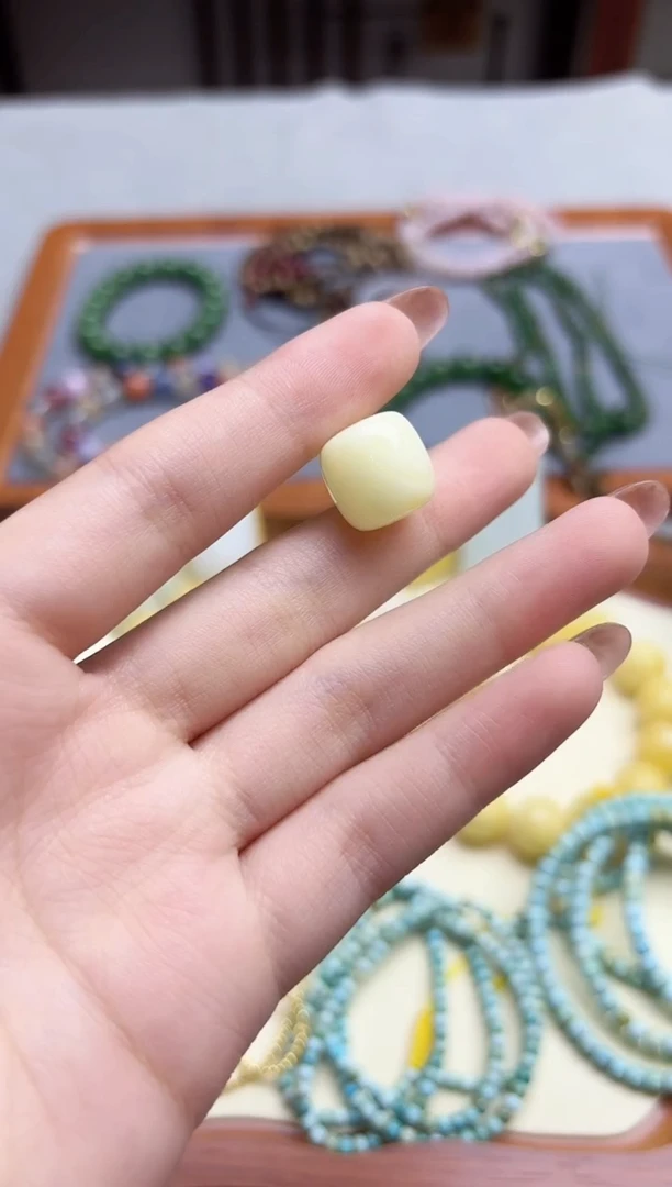 裸石蜜蜡未镶嵌蜜蜡桶珠配饰SAF