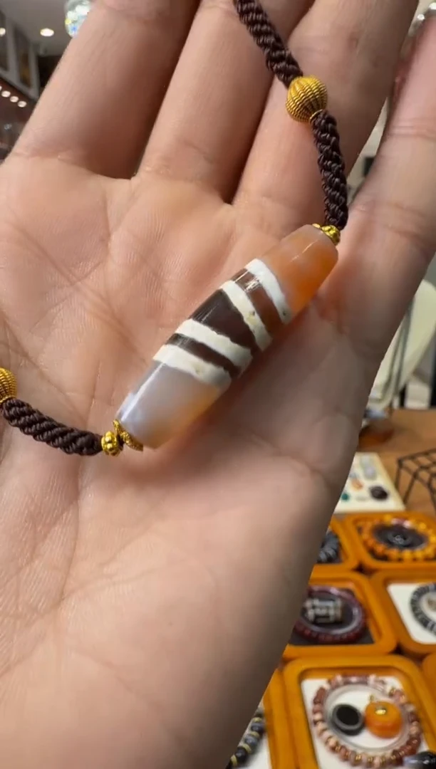 未镶嵌玛瑙/玉髓珠宝奇石尼泊尔七线珠