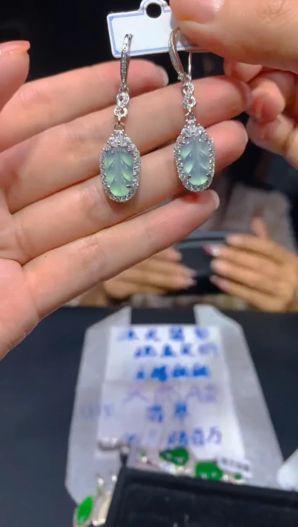 【闪购商品】定制翡翠未镶嵌146多样性发货（发其一）