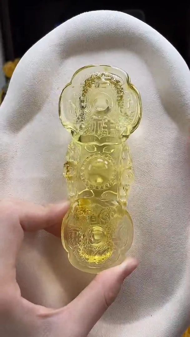 琥珀颈饰未镶嵌吊坠