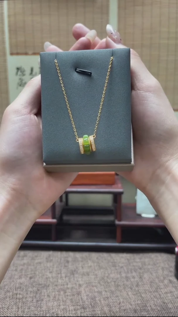 【闪购商品】和田玉颈饰银S925镶嵌碧玉项链