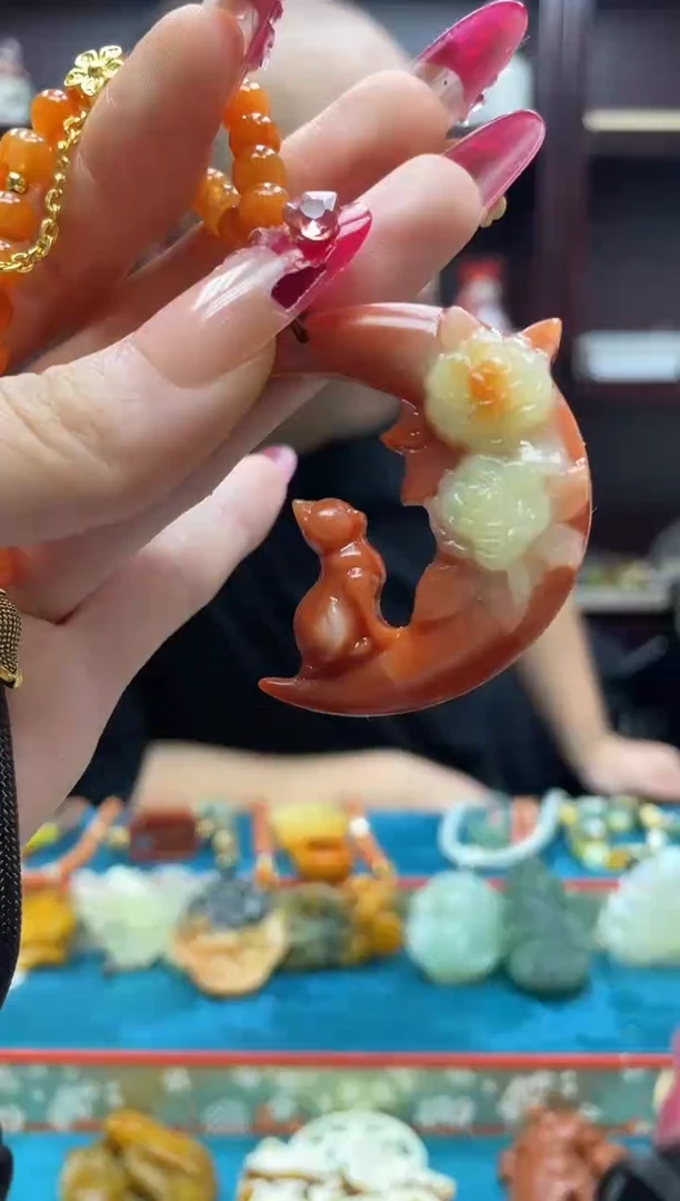 未镶嵌岫玉吊坠·