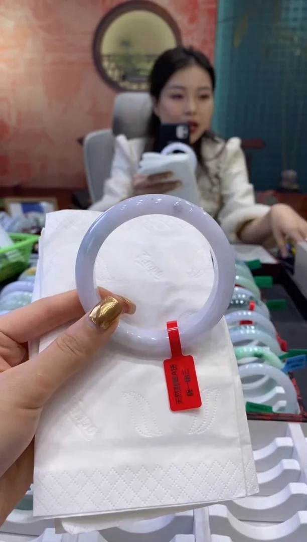 【闪购商品】翡翠手镯未镶嵌多人03874