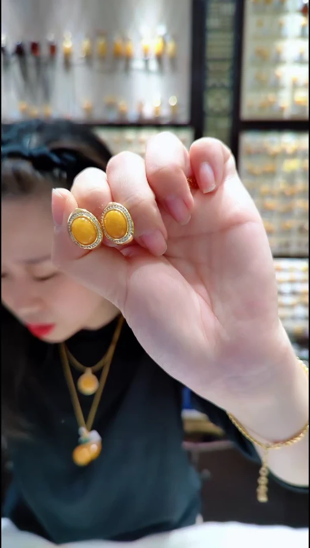 蜜蜡银S925镀金镶嵌珠宝奇石﹣A209蜜蜡耳坠