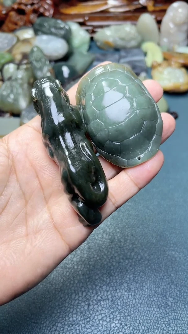 未镶嵌和田玉把件2